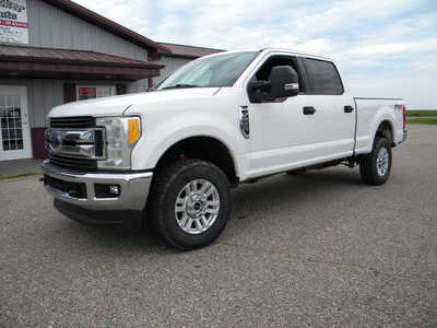 2017 Ford F250 Crew Cab, $26495. Photo 1