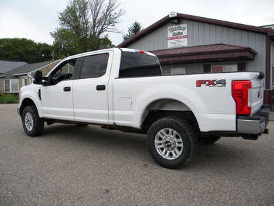 2017 Ford F250 Crew Cab, $26495. Photo 2