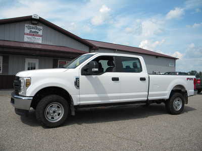2018 Ford F350 Crew Cab, $24995. Photo 1