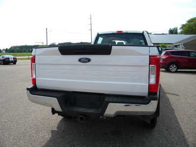 2018 Ford F350 Crew Cab, $24995. Photo 5