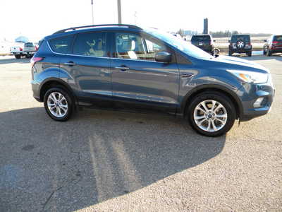 2018 Ford Escape, $10995. Photo 3
