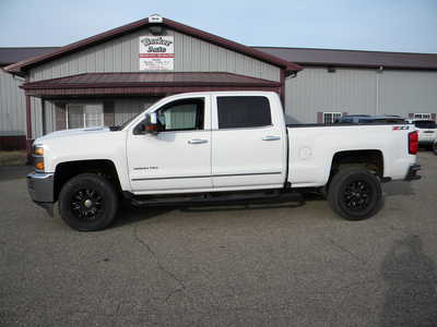 2018 Chevrolet 2500 Crew Cab, $35995. Photo 1