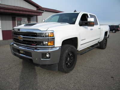 2018 Chevrolet 2500 Crew Cab, $35995. Photo 2