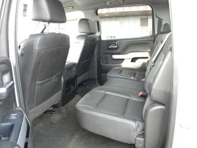 2018 Chevrolet 2500 Crew Cab, $35995. Photo 10