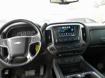 2018 Chevrolet 2500 Crew Cab, $35995. Photo 11