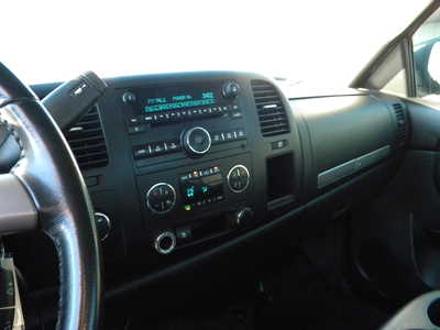 2011 Chevrolet 1500 Crew Cab, $14995. Photo 8