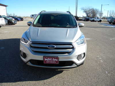 2018 Ford Escape, $11995. Photo 2
