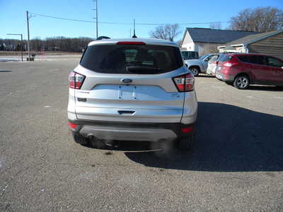 2018 Ford Escape, $11995. Photo 4
