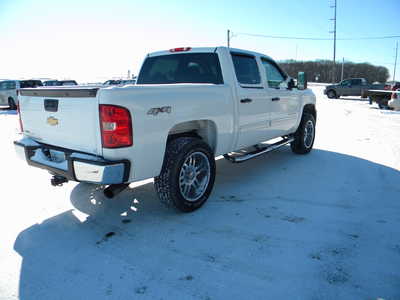 2010 Chevrolet 1500 Crew Cab, $13995. Photo 5