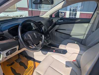 2018 Lincoln MKC, $26995. Photo 8
