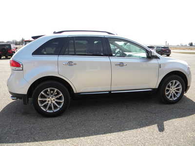 2011 Lincoln MKX, $8995. Photo 8