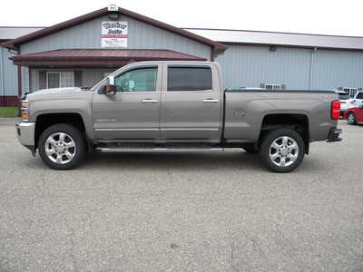 2017 Chevrolet 2500 Crew Cab, $48995. Photo 1