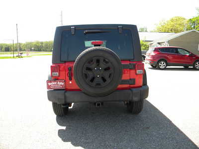 2014 Jeep Wrangler Unlimited, $15995. Photo 4