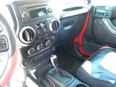 2011 Jeep Wrangler, $13995. Photo 11