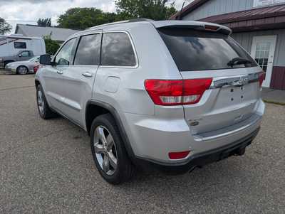 2011 Jeep Grand Cherokee, $10995. Photo 8