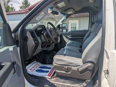 2013 Ford F250 Reg Cab, $23995. Photo 3