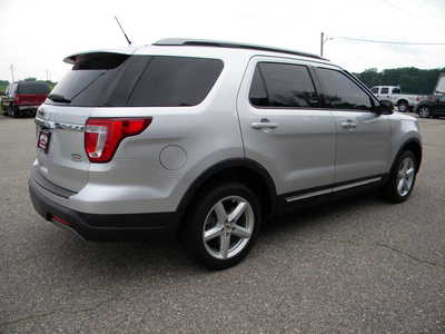 2019 Ford Explorer, $16995. Photo 7
