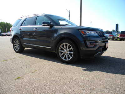 2017 Ford Explorer, $16995. Photo 7