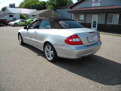 2007 Mercedes-Benz CLK-Class, $9995. Photo 3
