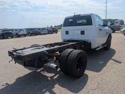 2017 Dodge 3500 Reg Cab, $24995. Photo 6