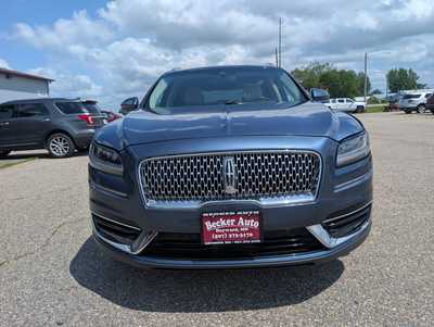 2019 Lincoln Nautilus, $21995. Photo 3