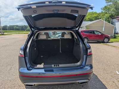 2019 Lincoln Nautilus, $21995. Photo 8