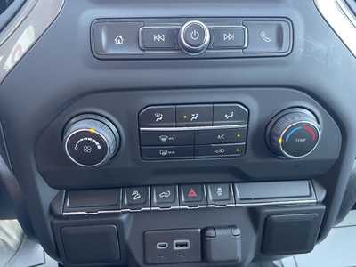 2021 Chevrolet 1500 Crew Cab, $36899.00. Photo 10
