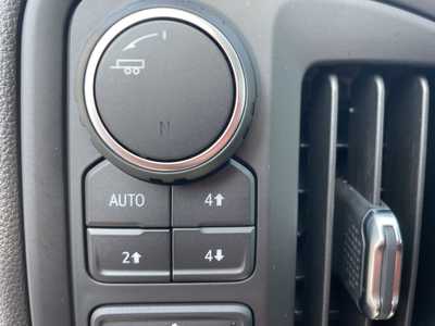2021 Chevrolet 1500 Crew Cab, $36899.00. Photo 5