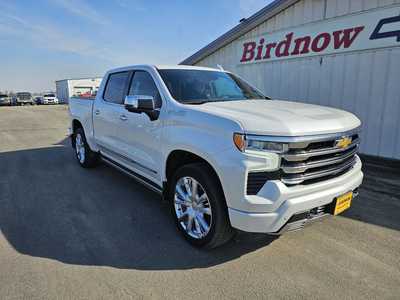 2023 Chevrolet 1500 Crew Cab, $52899.00. Photo 2