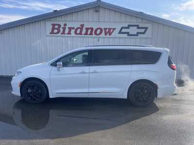 2021 Chrysler Pacifica, $24999.00. Photo 6