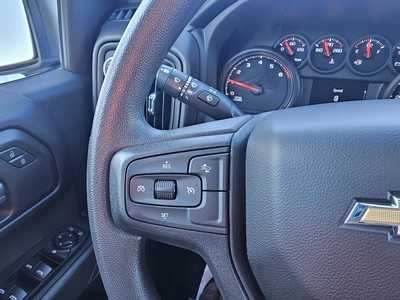 2022 Chevrolet 1500 Crew Cab, $34599.00. Photo 11