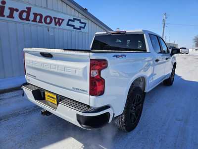 2022 Chevrolet 1500 Crew Cab, $34599.00. Photo 3