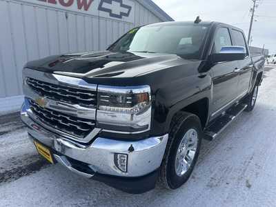 2018 Chevrolet 1500 Crew Cab, $26960.00. Photo 5
