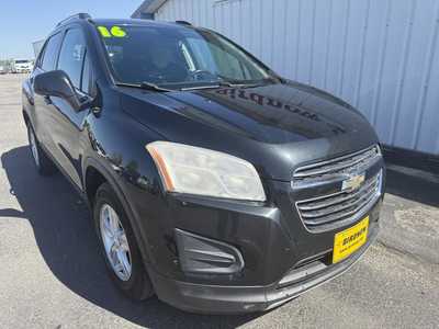 2016 Chevrolet Trax, $11999.00. Photo 2