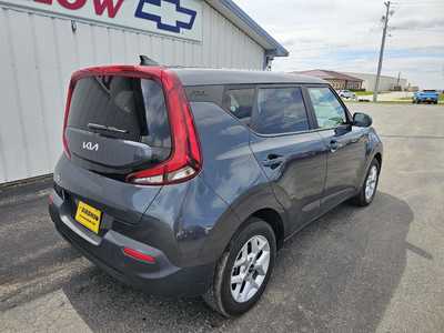 2022 Kia Soul, $13990.00. Photo 3
