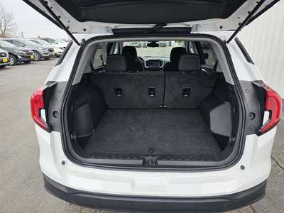 2024 GMC Terrain, $23999.00. Photo 6
