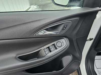 2022 Buick Encore GX, $17999.00. Photo 10