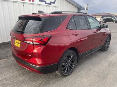 2023 Chevrolet Equinox, $27490.00. Photo 2