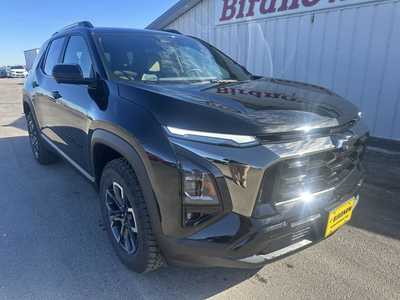 2025 Chevrolet Equinox, $37890.00. Photo 2