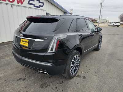 2021 Cadillac XT5, $28899.00. Photo 3