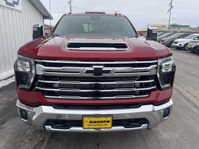 2025 Chevrolet 2500 Crew Cab, $76290.00. Photo 3