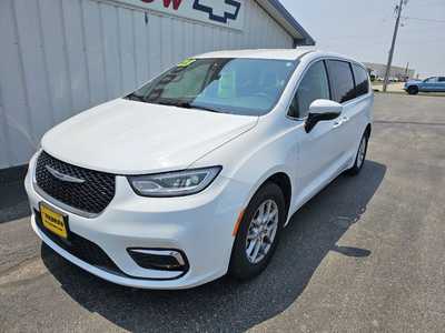 2023 Chrysler Pacifica, $21990.00. Photo 7