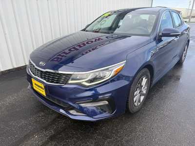 2020 Kia Optima, $12899.00. Photo 5
