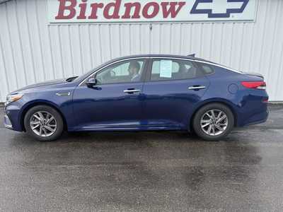 2020 Kia Optima, $12899.00. Photo 6
