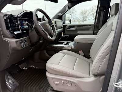 2025 Chevrolet 3500 Crew Cab, $76490.00. Photo 11