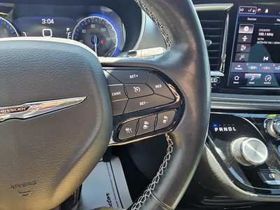 2021 Chrysler Pacifica, $27899.00. Photo 11