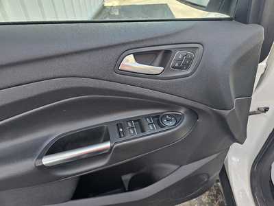 2017 Ford Escape, $10899.00. Photo 10