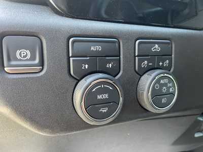 2024 Chevrolet 1500 Crew Cab, $49990.00. Photo 11