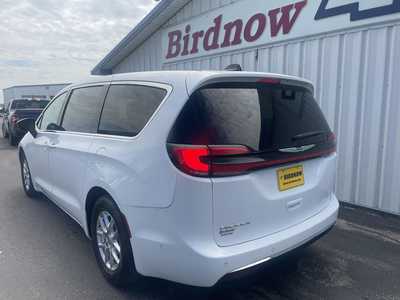 2025 Chrysler Pacifica, $32899.00. Photo 7