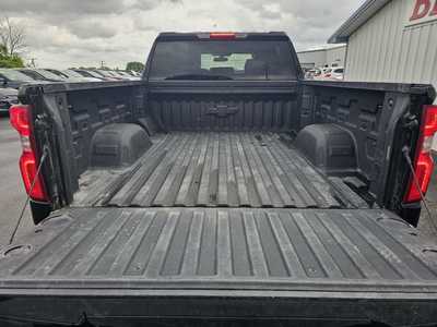 2021 Chevrolet 1500 Crew Cab, $34688.00. Photo 6